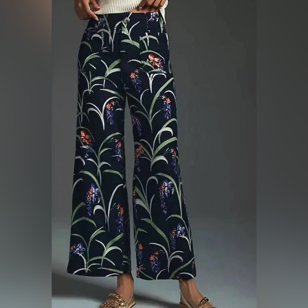 Anthropologie Mauve Collette Linen Floral Capris - Navy and Multicolor 29T